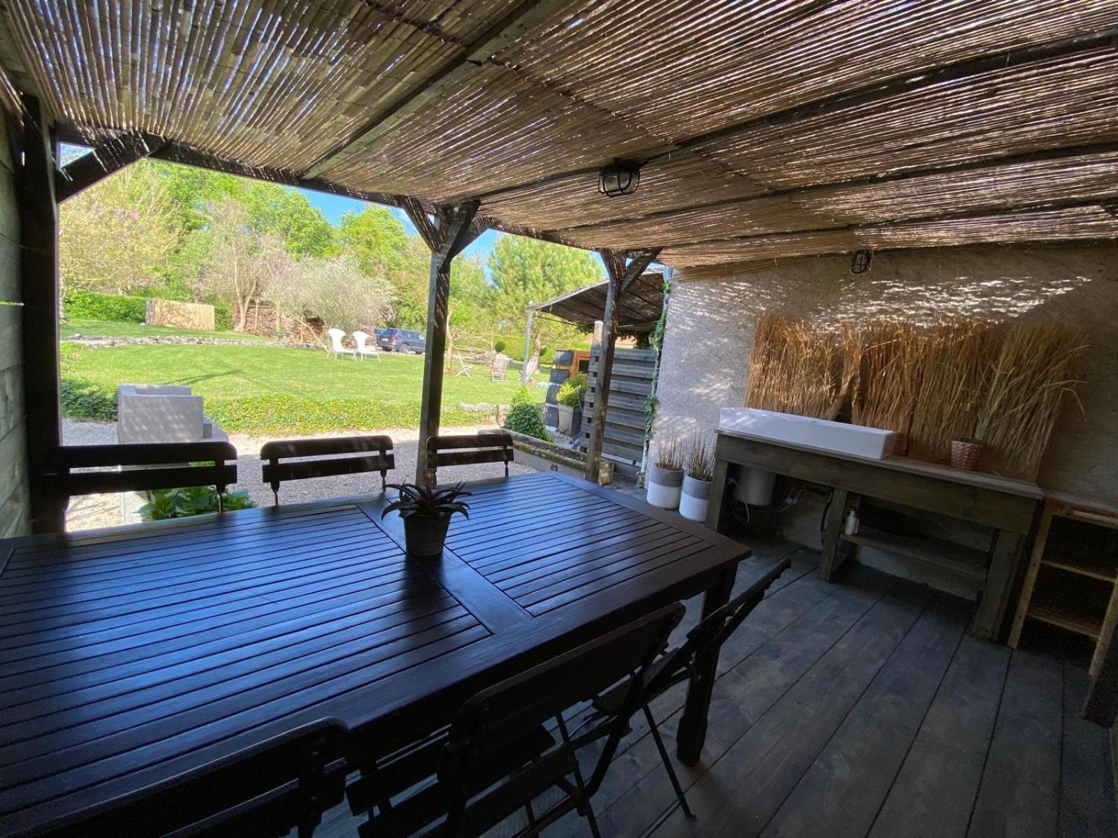 Gite Et Studios Les Barongeres Farges-les-Chalon Exterior foto